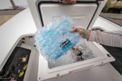 YETI Ice 4lb / 1.8kg Ice Pack 8 YETI Ice 4lb / 1.8kg Ice Pack -Kelty || Yeti || Big Agnes Sales yeti ice 4lb 1.8kg ice pack 2 51638 p